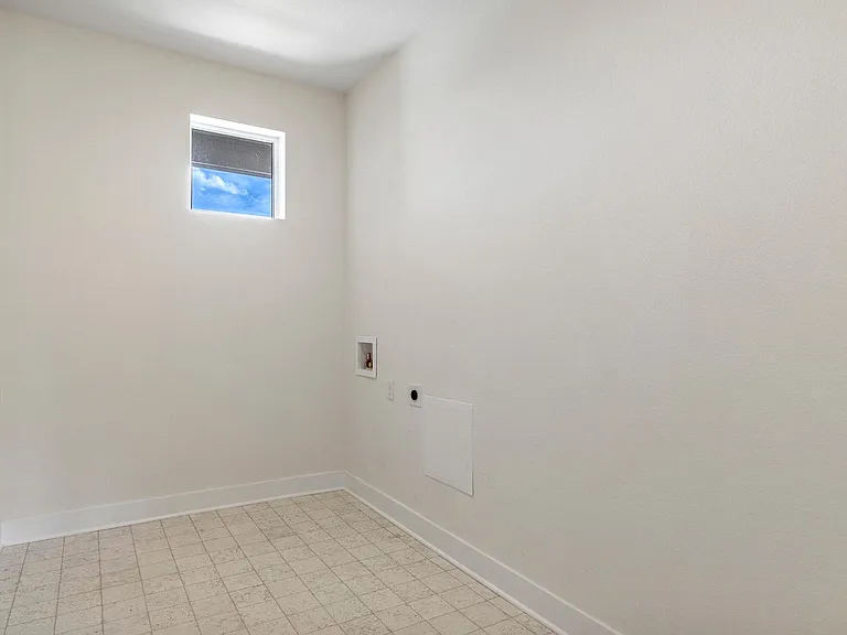 5015 Oakley Dr — Photo 22
