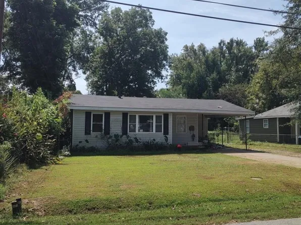 330 E Emily St, N Little Rock, AR 72117