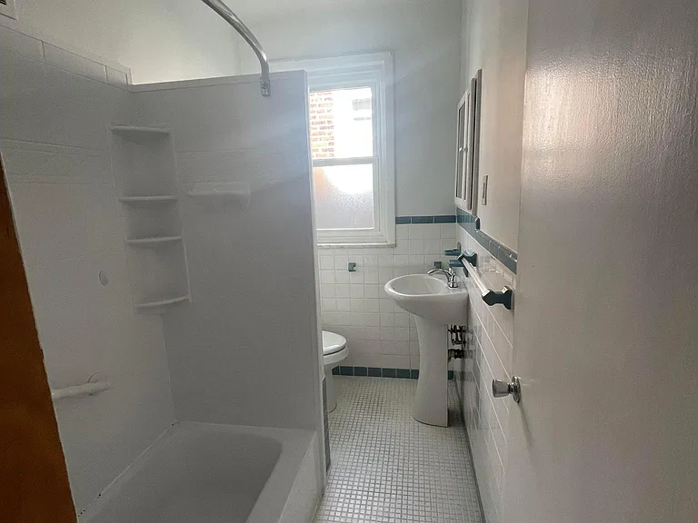 338 Rector St — Photo 14