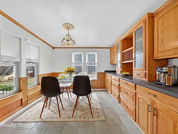 4th image of 2809 W Shandon Ave