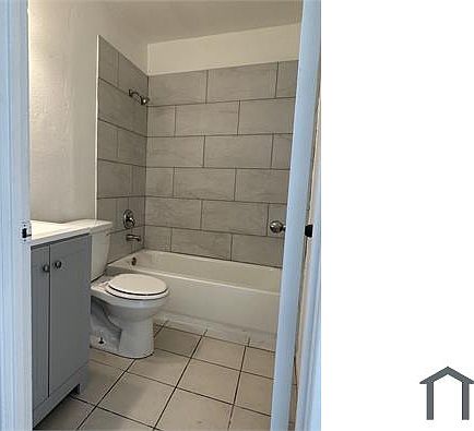 3rd image of 7948 Samantha Way