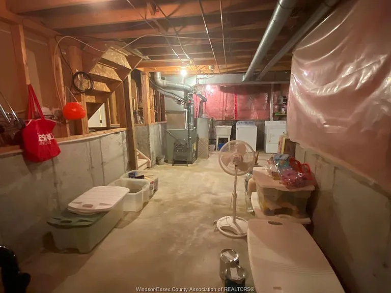 1087 Brookview Cres — Photo 16