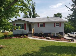 1161 Cherry Blossom Ln, Talbott, TN 37877
