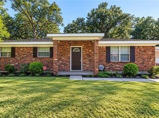 1909 Riverside Dr, Mobile, AL 36605