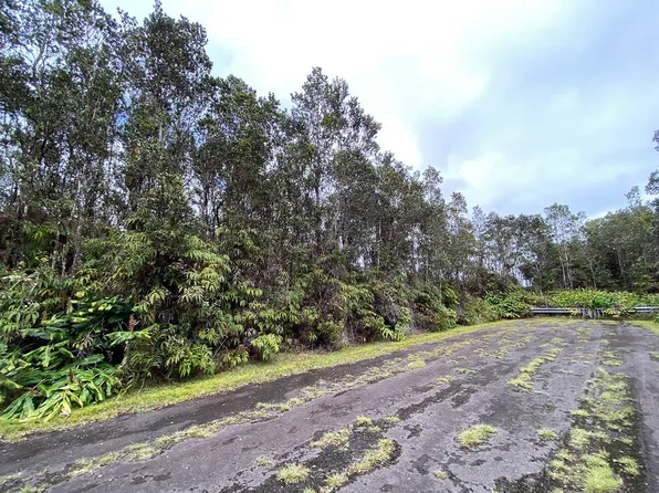 9th St Lot 801, Volcano, HI 96785