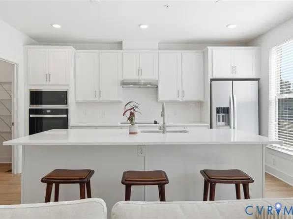 319 Heights Ridge Aly, Midlothian, VA 23113