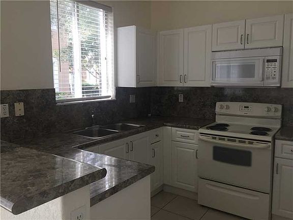 3rd image of 1198 SE 25th Ter #514