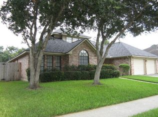 407 Dunbar Dr, Victoria, TX 77904