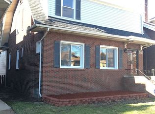 8246 S Saint Lawrence Ave, Chicago, IL 60619