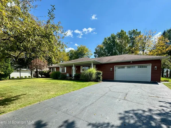 206 5th St, Forest City, PA 18421