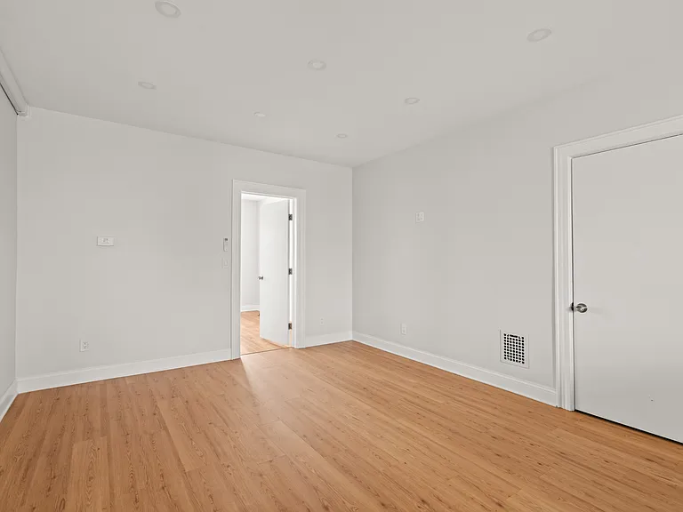 127 Terhune Ave — Photo 7