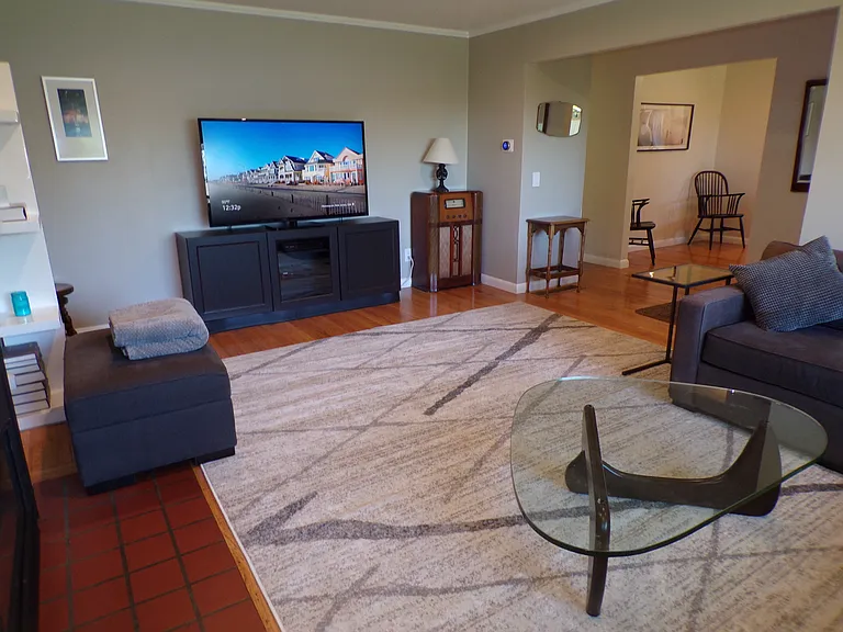 6331 SW Wilbard St — Photo 9