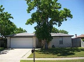 1st image of 2217 Meadowgrove Dr