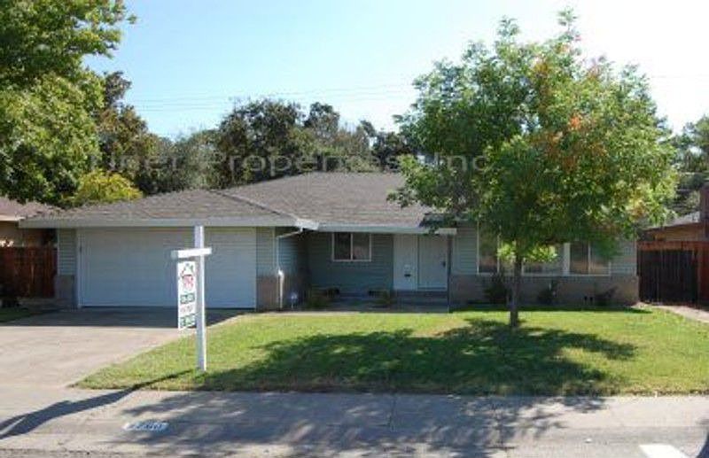 1st image of 5760 Parkoaks Dr