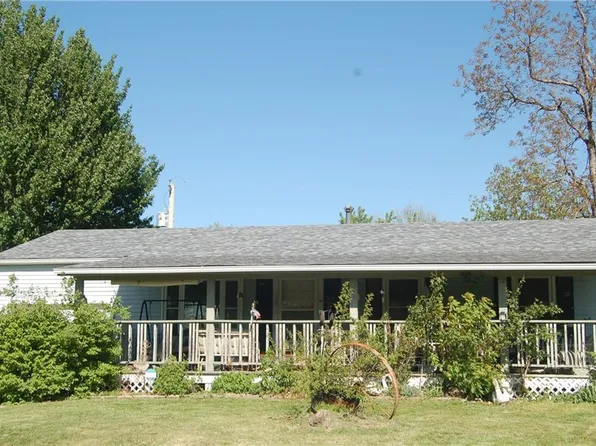 1307 N Whitney Rd, Independence, MO 64056