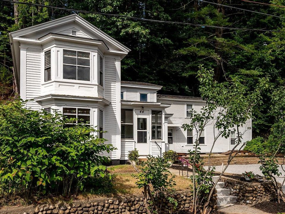 44 Central Street, Franklin, NH 03235 Zillow