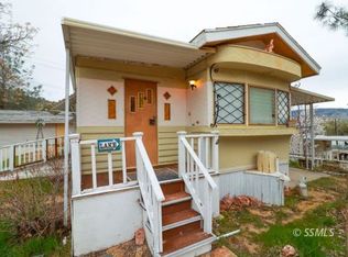 14 Salaine Dr, Bodfish, CA 93205