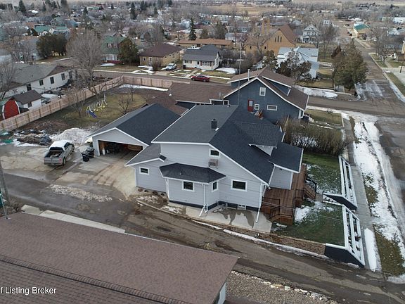 4th image of 341 2nd St SE