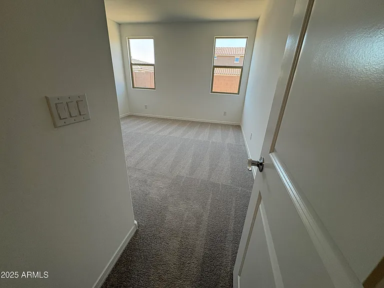 17613 W Georgia Ave — Photo 21