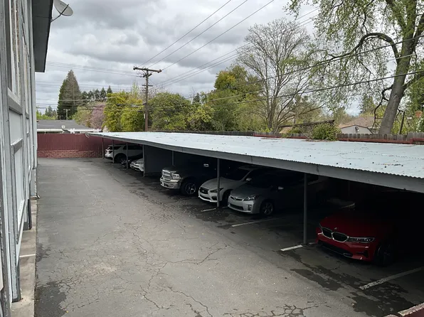 Eastern Palms, 2940 Eastern Ave #C41c4d26c, Sacramento, CA 95821