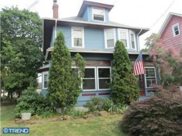219 Victoria St, Merchantville, NJ 08109