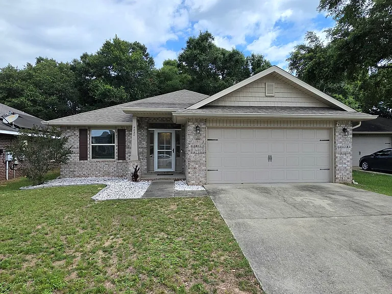 4836 Covenant Cir — Photo 1