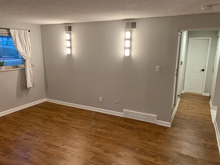 249 E Highline Cir #107 — Photo 9
