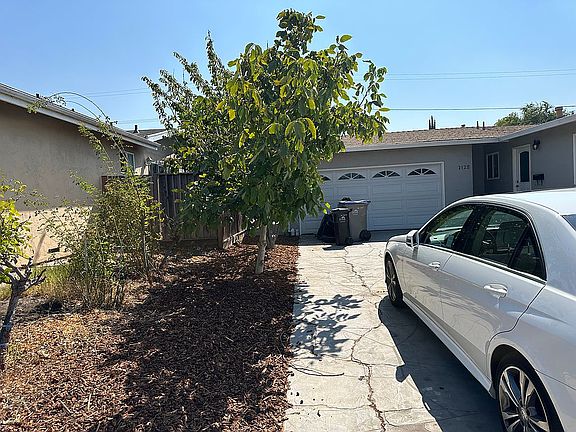 3rd image of 3128 Zion Ln