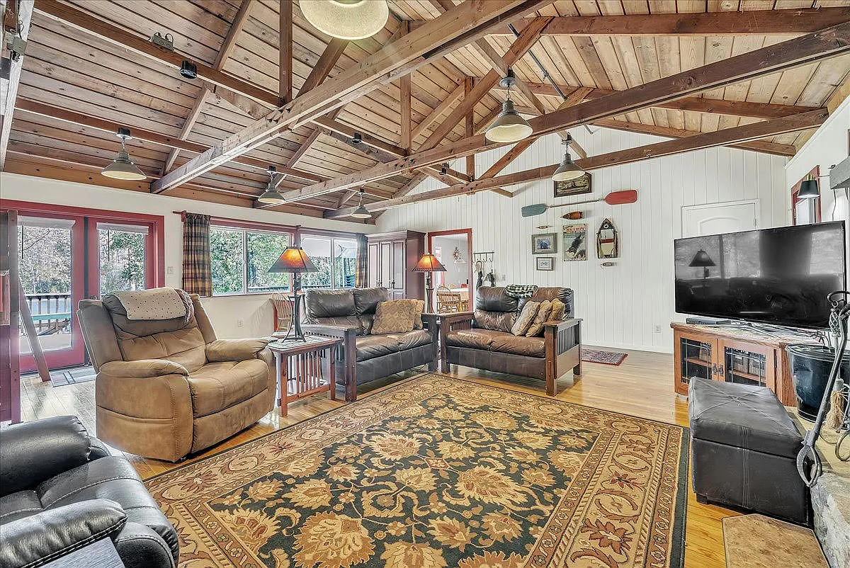1 bed, 1450 sqft, $3,500 — Photo 1