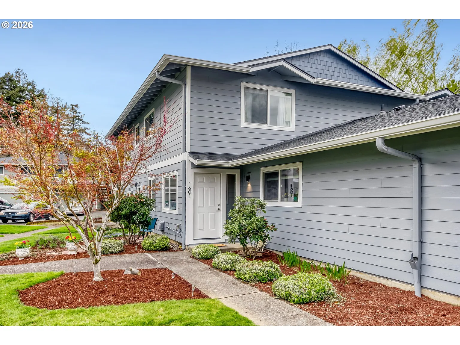 1601 NE Hale Pl photo 1