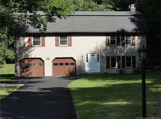 96 Jonathan Dr, Vernon, CT 06066