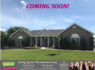 844 Nancy Ln, Weldon Spring, MO 63304