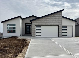 4101 NW 77th Ter, Kansas City, MO 64151