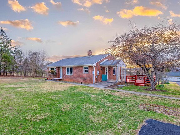 2nd image of 4112 Dickerson Rd