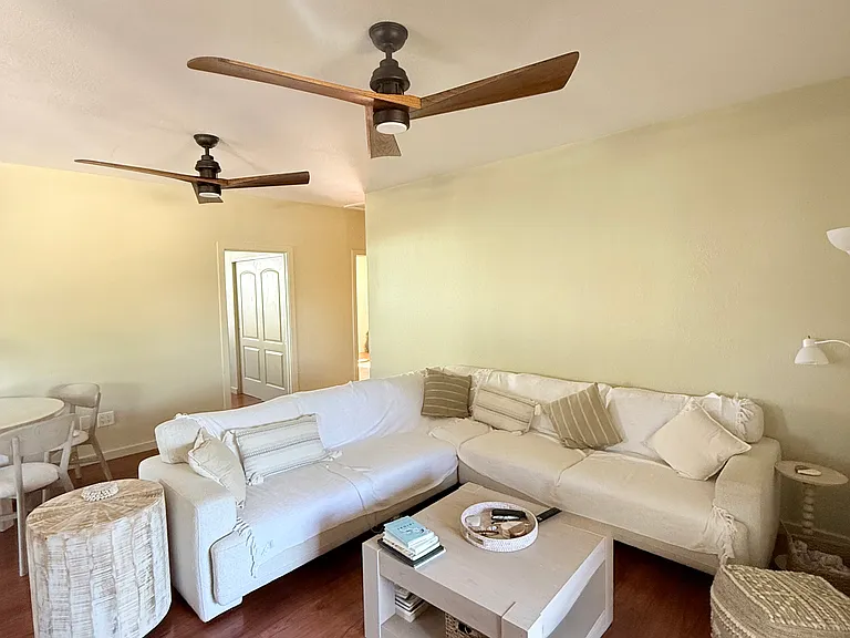 Spacious living room