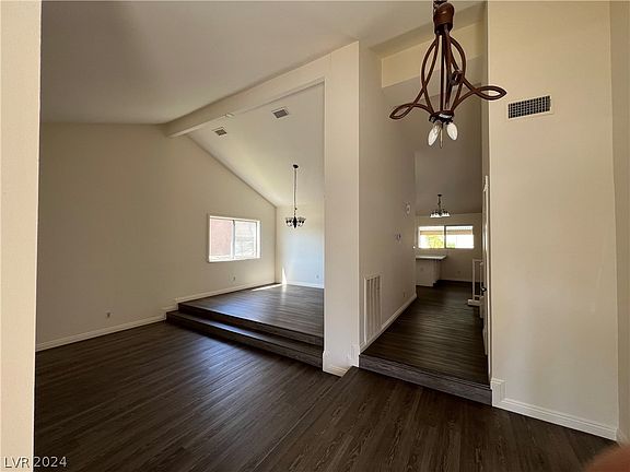 3rd image of 1912 Piccolo Way
