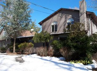 341 Harned Rd, Commack, NY 11725