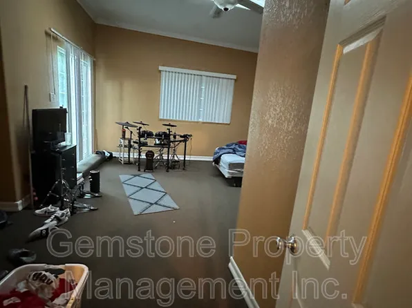 4839 Campanile Dr, San Diego, CA 92115