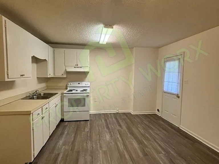 340 Sharpe Rd — Photo 7