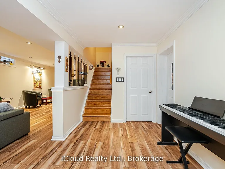 1615 Sir Montys Dr — Photo 28