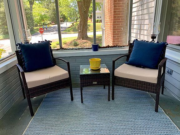 screened-in side porch