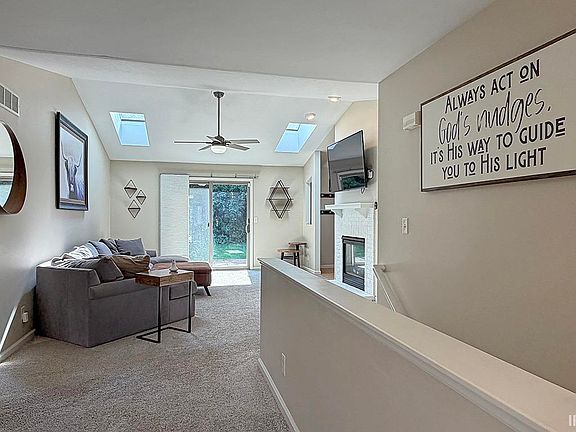 5th image of 53284 Pine Brook Dr