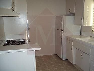 3rd image of 3442 Richland Dr APT 6