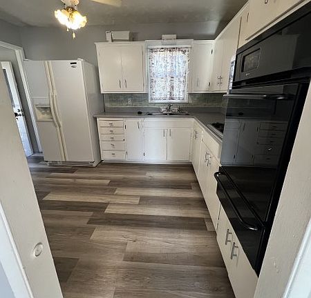 4th image of 7524 Edward Ave