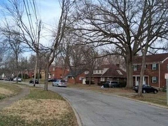 4th image of 5815 Robison Rd