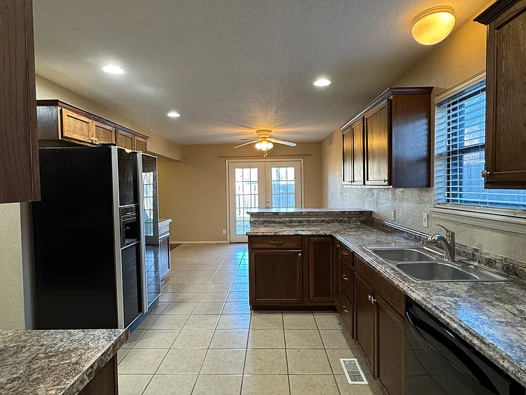 1726 Denim Ln — Photo 15
