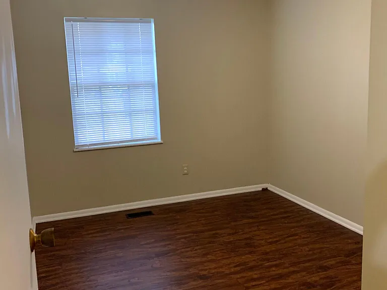 5 Southbrook Cir — Photo 15
