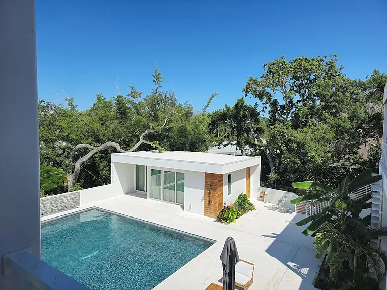 Roberts Bay Ln — Photo 45