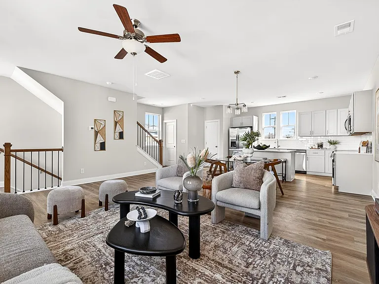 Bellhaven Townhomes — Photo 16