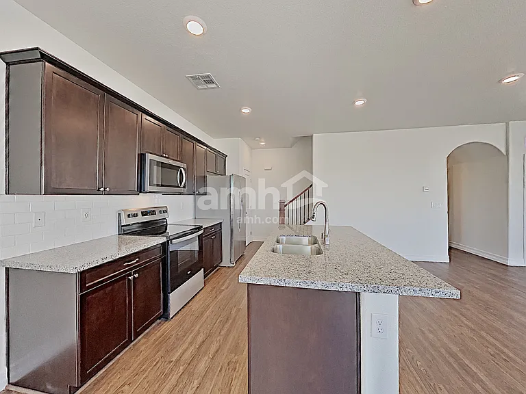 4702 Tree Swing St — Photo 3